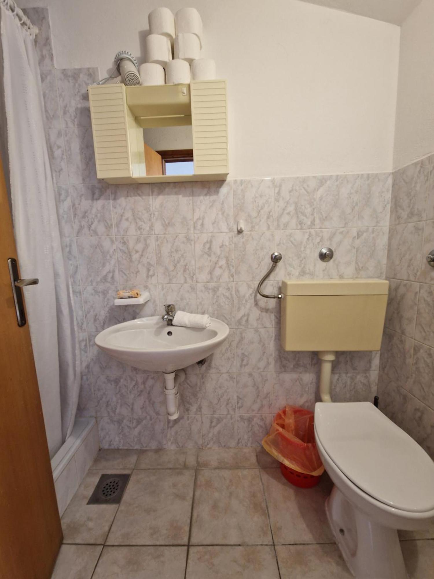 Apartmani "Ivan" Маріна Екстер'єр фото