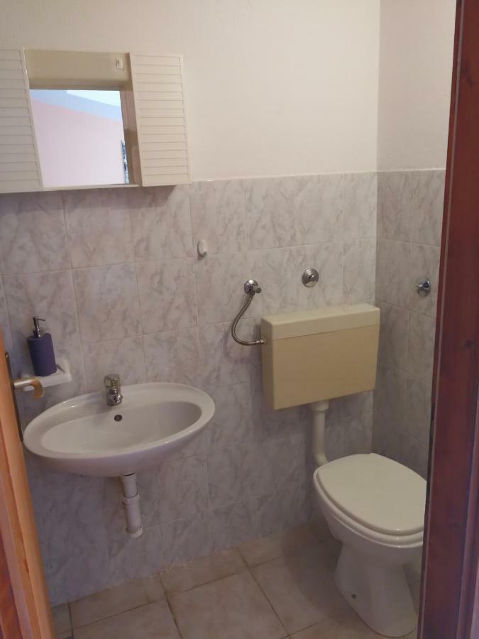 Apartmani "Ivan" Маріна Екстер'єр фото